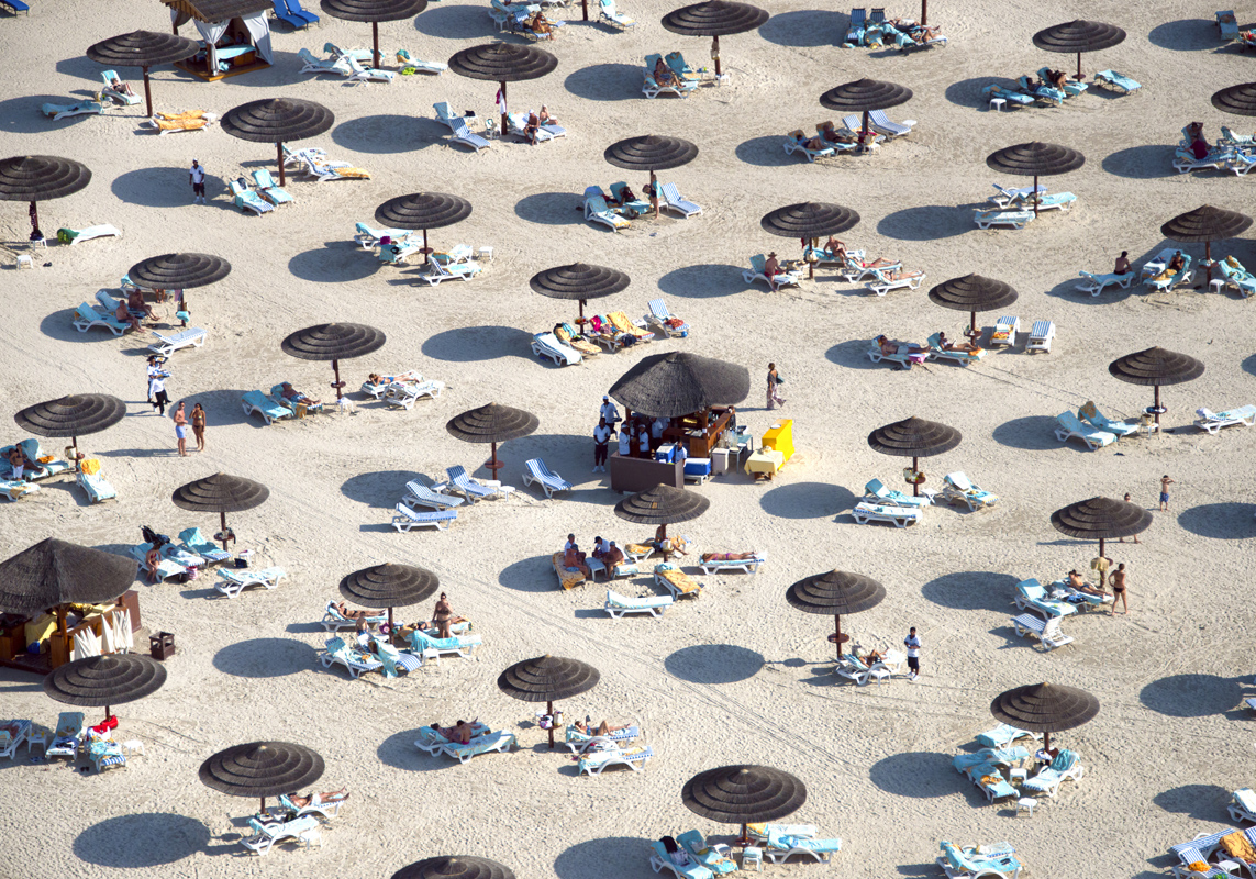 dubai-beach-umbrellas.jpg